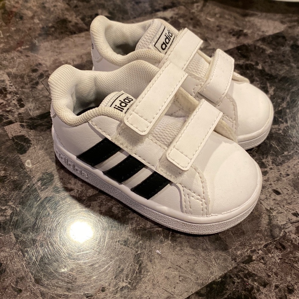 Infant adidas